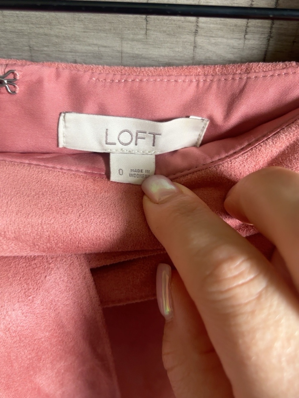 LOFT Faux Suede Tie Waist Mini Skirt Pink Size 0 - Picture 4 of 6